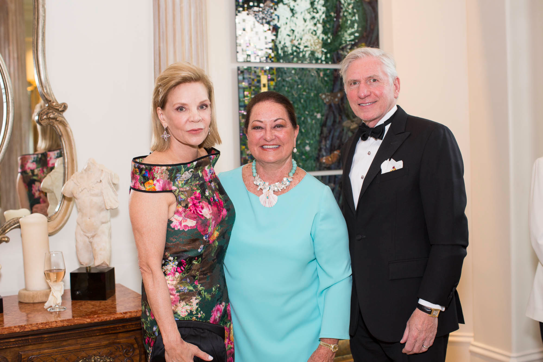 Swan Ball Patrons Party: Getting the Party Started
